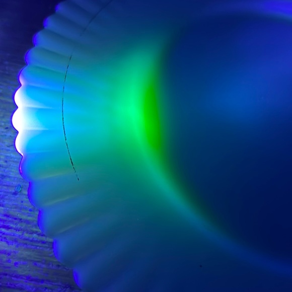 1930’s MacBeth Evans monax petalware 8” translucent uranium glass lot (5) plates - Picture 4 of 7